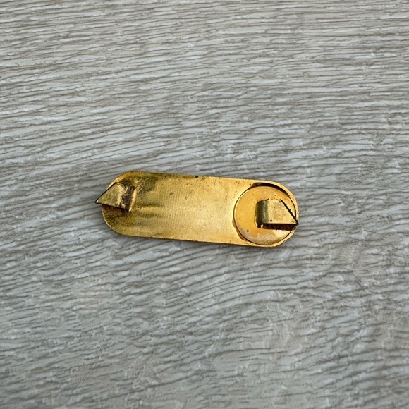 Vintage Gucci and Fendi Hardware - Picture 8 of 11